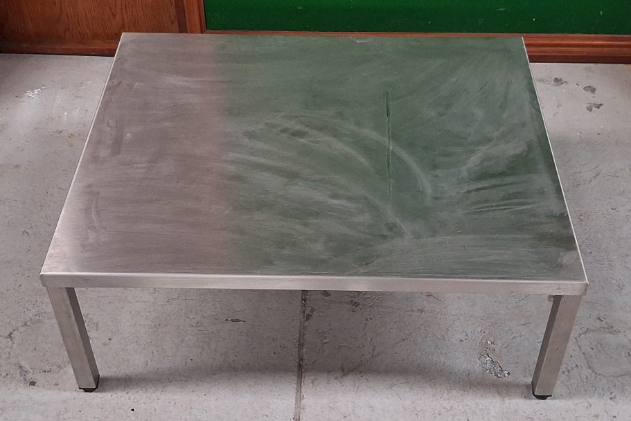 Stainless steel platform stand Discount Price