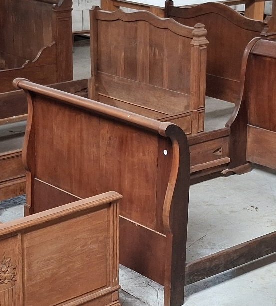 Old & Antique French Beds in Wood & Metal